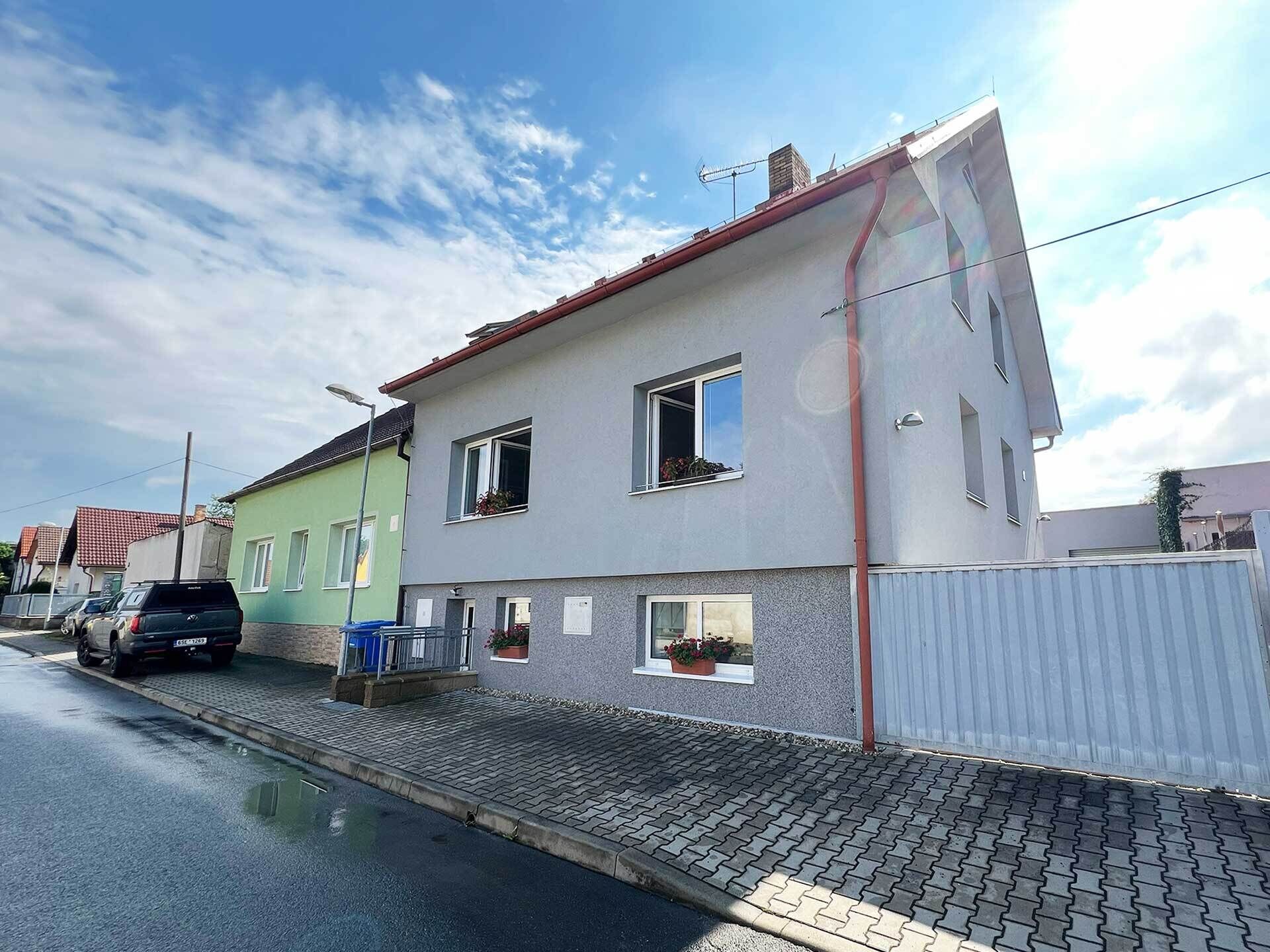 Prodej rodinného domu 203 m², pozemek 662 m², Mělník - Komenského ul.