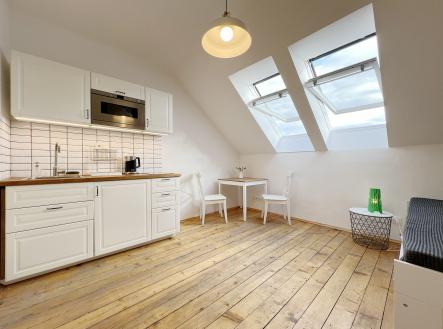 Pronájem bytu, 1+kk, 19 m² obrázek