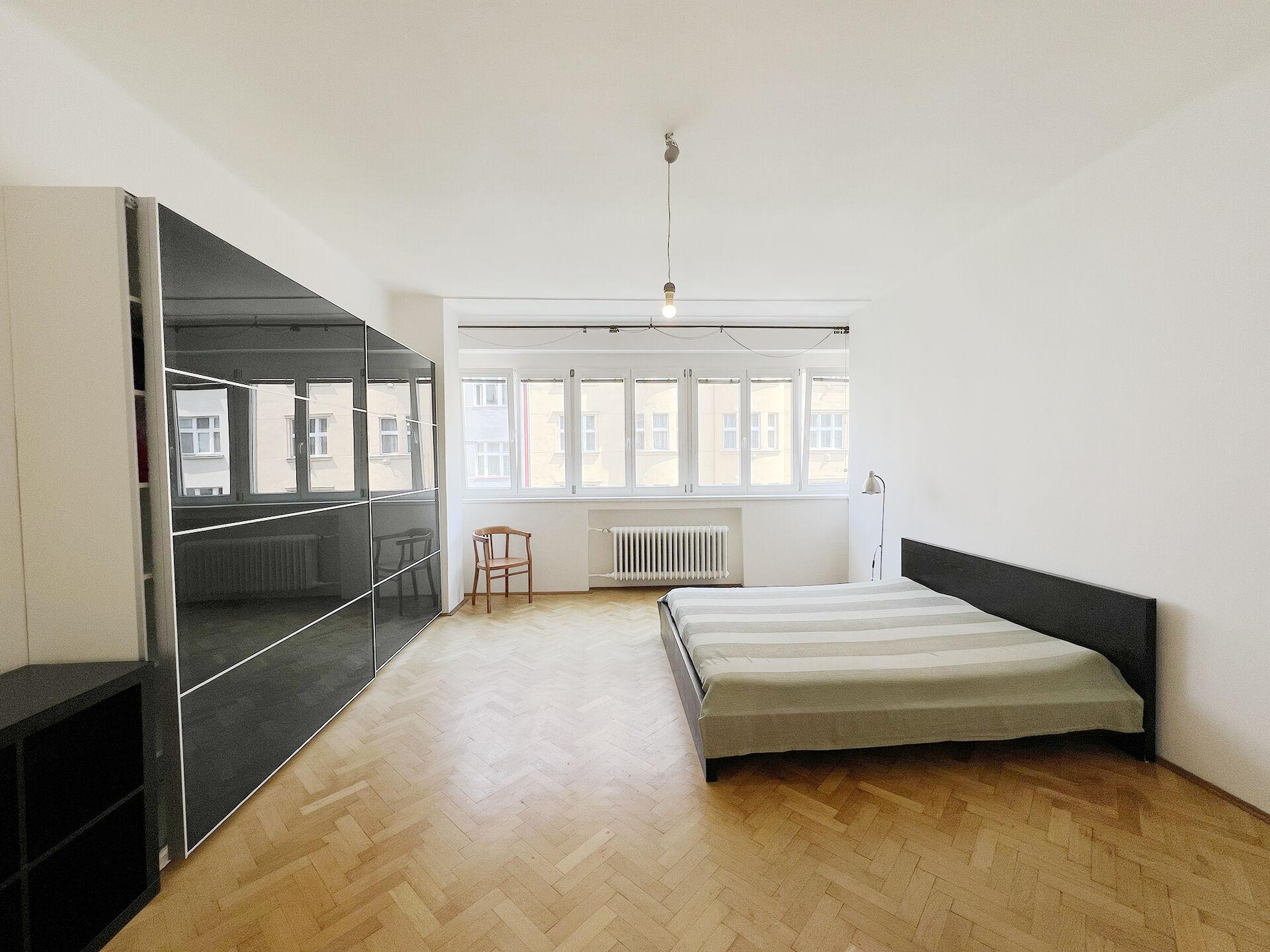 Pronájem bytu 2+kk 59 m² VINOHRADY - PRAHA 3