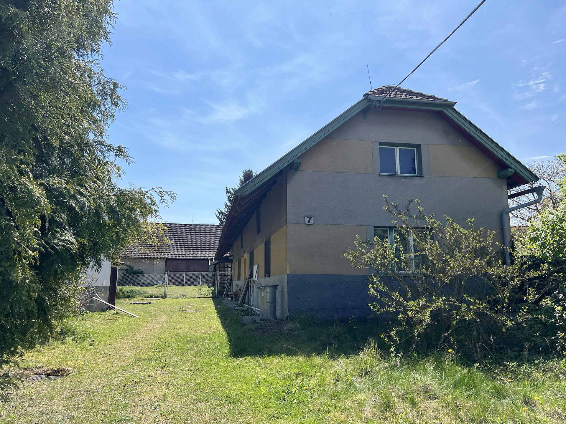 Prodej rodinného domu 180 m², pozemek 2 409 m², Miletín, Onomyšl