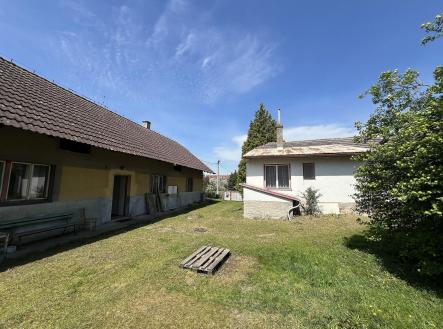Prodej - dům/vila, 450 m²