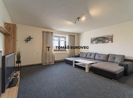 pronajem-bytu-3-1-v-rd-uhersky-brod-1.jpg | Pronájem bytu, 2+1, 84 m²