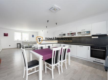 prodej-rodinneho-domu-zlin-louky-4.jpg | Prodej - dům/vila, 277 m²