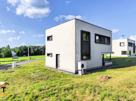 dům pohled z ulice | Prodej - dům/vila, 157 m²