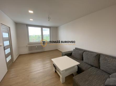 byt-2-1-dlouha-zlin-2.jpeg | Pronájem bytu, 2+1, 59 m²