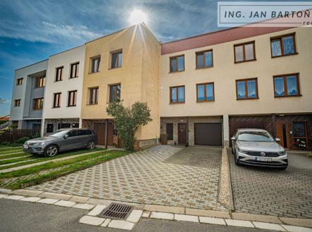 1-z-ulice-retus-spz-2.jpg | Prodej - dům/vila, 175 m²