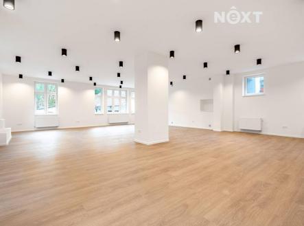 Pronájem - komerční objekt, jiný, 2 279 m²