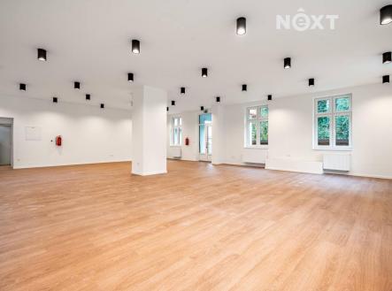 Pronájem - komerční objekt, výroba, 2 279 m²