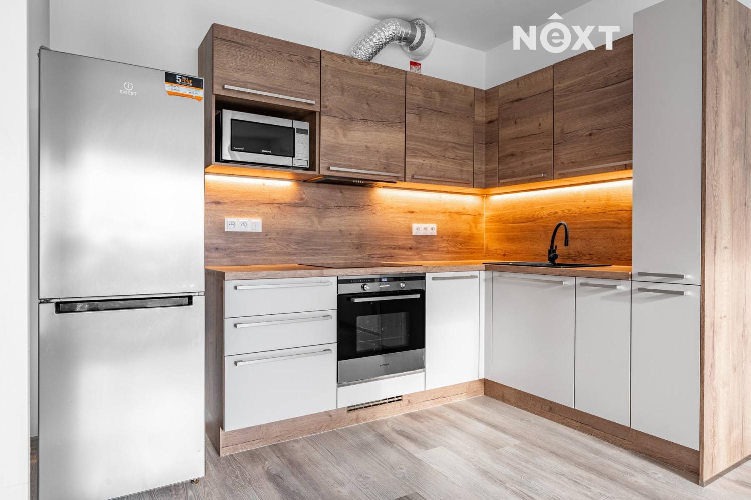 Pronájem byt 1+kk, 35㎡