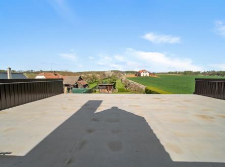 11 | Prodej - dům/vila, 300 m²