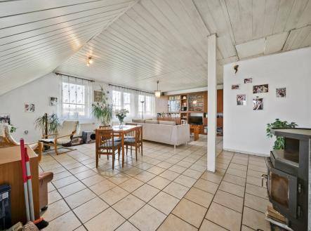03 | Prodej - dům/vila, 300 m²