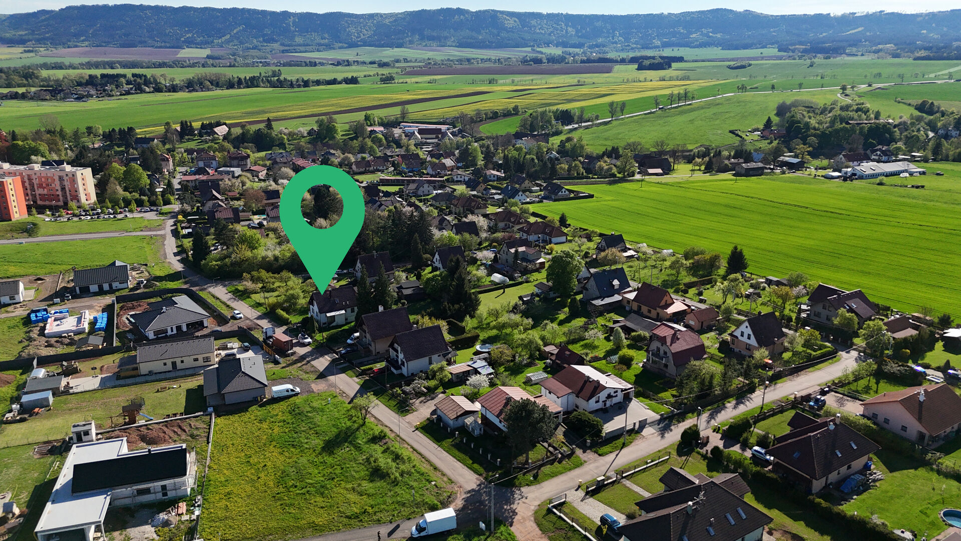 Prodej domu 128 m² s pozemkem 1 552 m² v Broumově