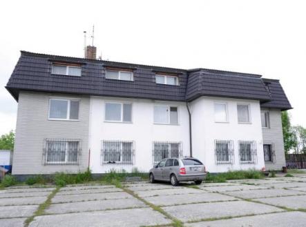 Bez popisku | Pronájem - kanceláře, 74 m²