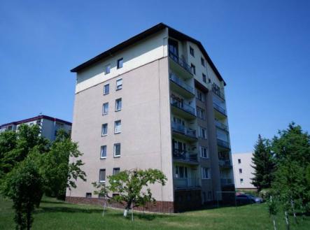 pohled na dům | Prodej bytu, 3+1, 69 m²