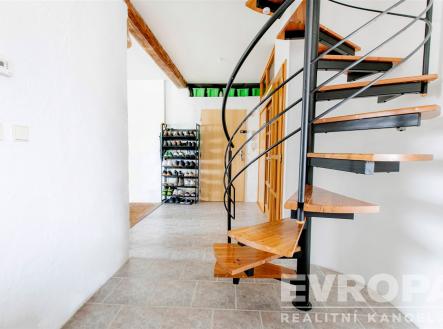 . | Prodej bytu, 4+kk, 117 m²