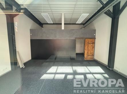 . | Pronájem - obchodní prostor, 50 m²