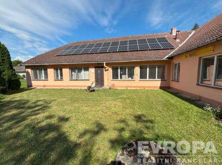 . | Prodej - dům/vila, 344 m²