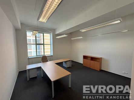 Pronájem - kanceláře, 38 m² obrázek