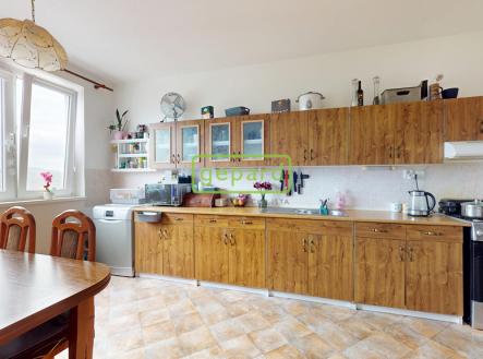 prostorny-byt-31-v-krajskem-meste-usti-nad-labem-dobetice-05292025-174539.jpg | Prodej bytu, 3+1, 78 m²