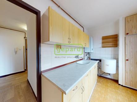 byt-21-v-lukrativni-casti-mesta-litomerice-wwwmotyckarealitycz-11192024-100854.jpg | Pronájem bytu, 2+1, 60 m²