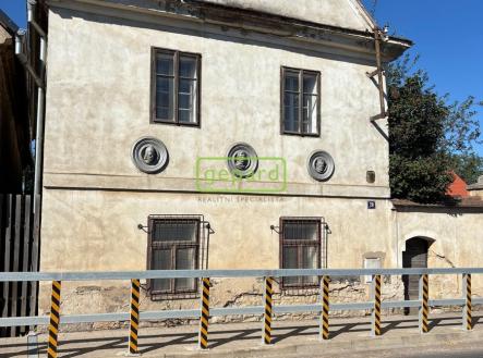 obrazek-whatsapp-2025-08-24-v-20.02.59-d3fc1abc.jpg | Prodej - dům/vila, 140 m²