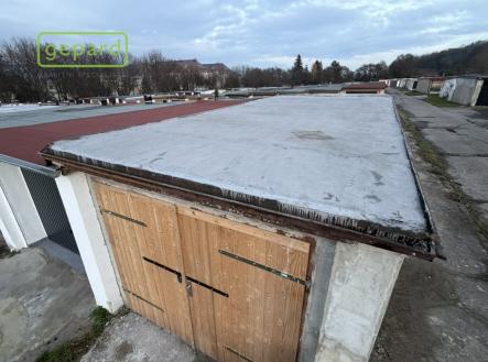 24d769b1-9e77-4342-8567-3366413e181e-1-105-c.jpeg | Prodej - malý objekt/garáž