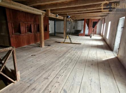 20250830_142111 | Prodej - komerční objekt, sklad, 896 m²