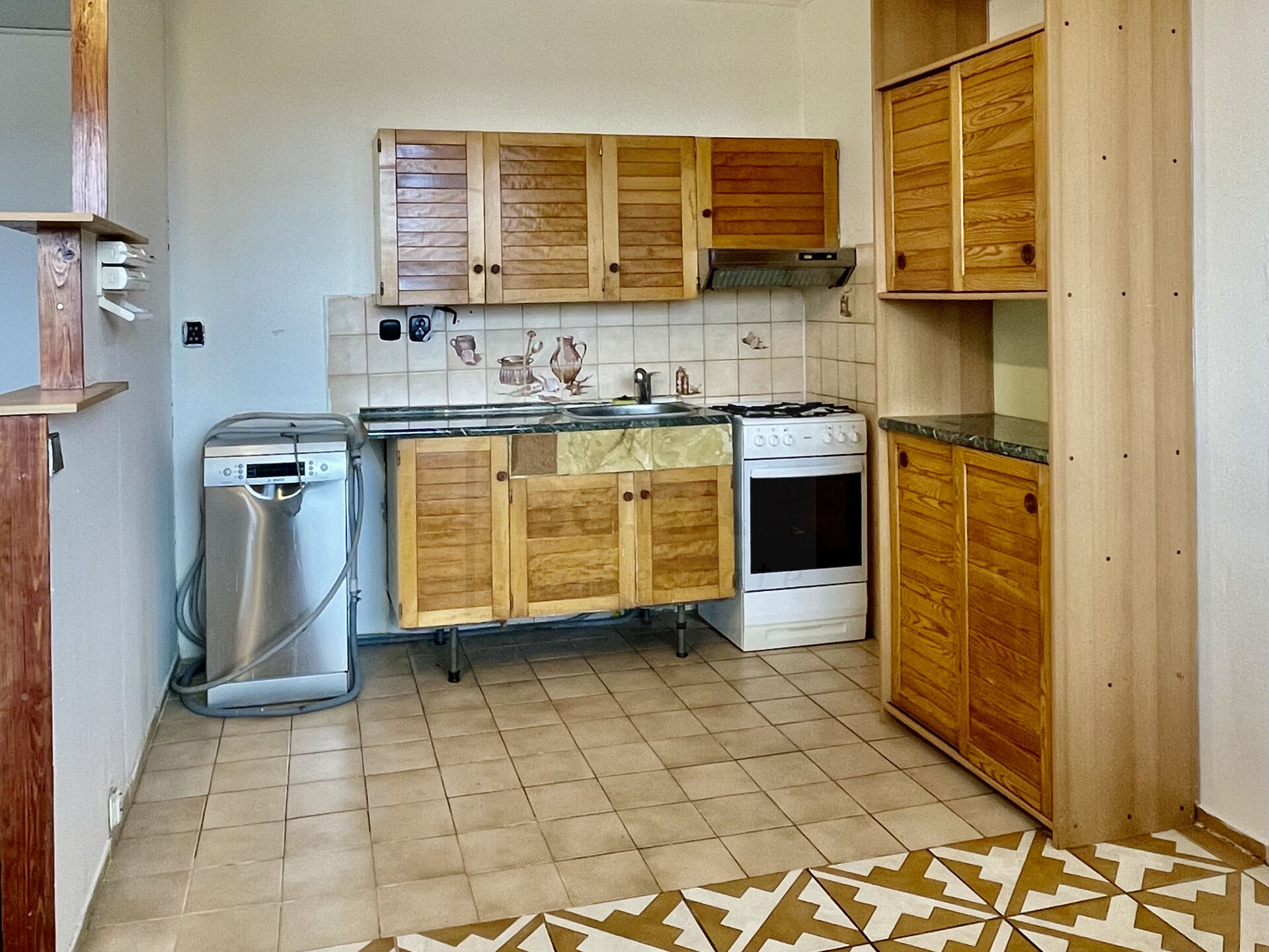 Prodej světlého bytu 3+1, 85m² se dvěma lodžiemi