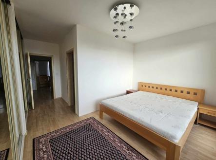 459757353-519635031006086-7272493056733984152-n.jpg | Pronájem bytu, 5+kk, 178 m²