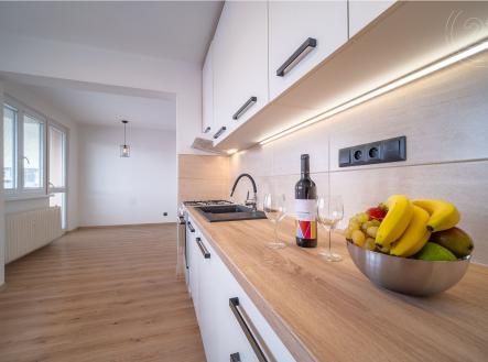 Kuchyňská linka | Pronájem bytu, 4+1, 75 m²