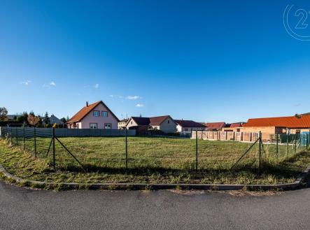 Pozemek je oplocený po celém obvodu | Prodej - pozemek pro bydlení, 765 m²