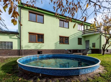 RD Reinerova 40 | Prodej - dům/vila, 240 m²