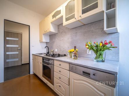 Kuchyň | Pronájem bytu, 3+1, 68 m²