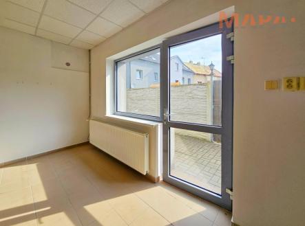 1000062777.jpg | Pronájem - kanceláře, 46 m²