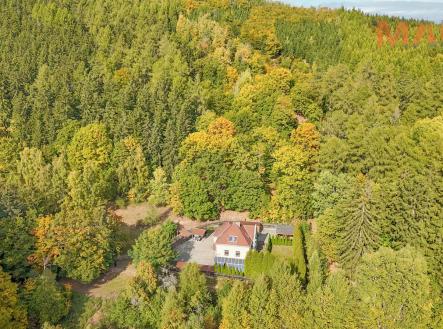 DJI_20251012134956_0368_D-2.jpg | Prodej - dům/vila, 480 m²