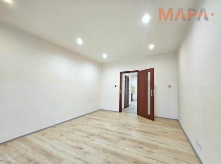 1000070702.jpg | Pronájem bytu, 1+1, 37 m²