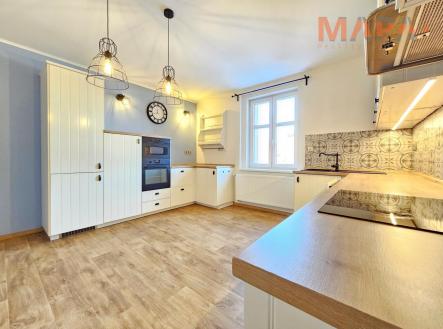 1000077139.jpg | Pronájem bytu, 3+1, 95 m²