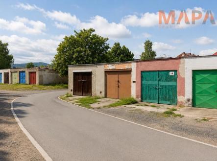 E5178D26-1697-4676-92B3-8E09C5C6765A.jpg | Prodej - malý objekt/garáž