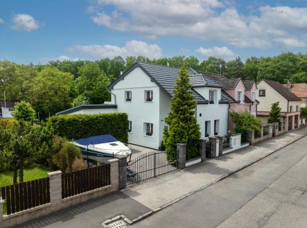 1 | Prodej - dům/vila, 151 m²