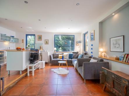 Obývací pokoj s kuchyní | Prodej - dům/vila, 107 m²