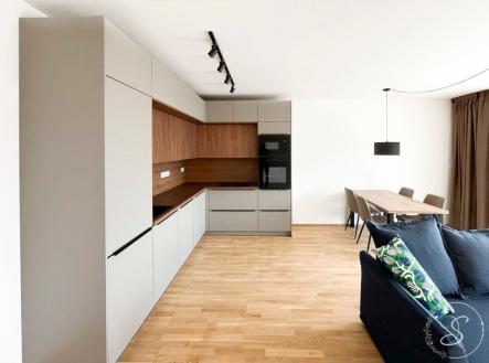 photo-5229141594077262447-y-1.jpg | Pronájem bytu, 3+kk, 102 m²