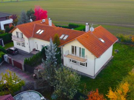 Prodej - dům/vila, 220 m²