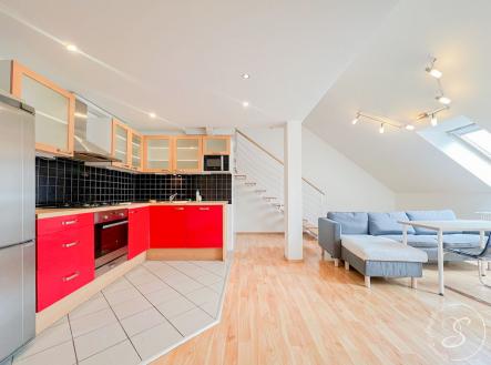 photo-5377639152033590130-y-1.jpg | Pronájem bytu, 3+kk, 85 m²