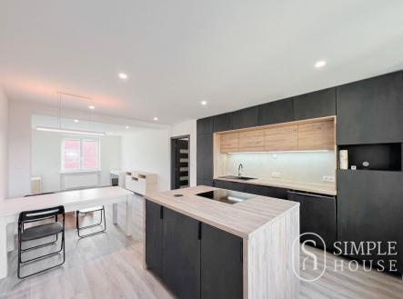 photo-5215232385442581570-y-1.jpg | Pronájem bytu, 2+kk, 70 m²