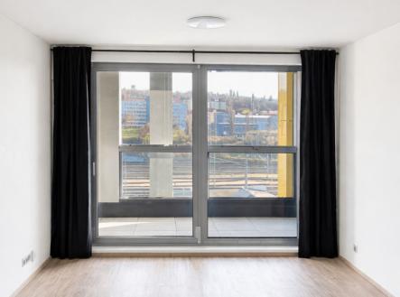 chatgpt-image-2-apr.2026-g.17-23-35.png | Pronájem bytu, 1+kk, 34 m²