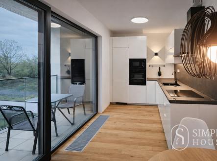 chatgpt-image-20-apr.2026-g.15-36-54.png | Pronájem bytu, 2+kk, 72 m²