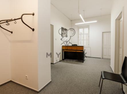 foto: 2 | Pronájem - kanceláře, 73 m²