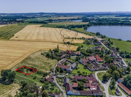 foto: 1 | Prodej - pozemek pro bydlení, 645 m²
