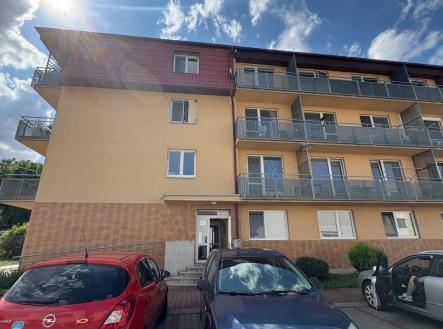 Pronájem bytu, 1+kk, 32 m²