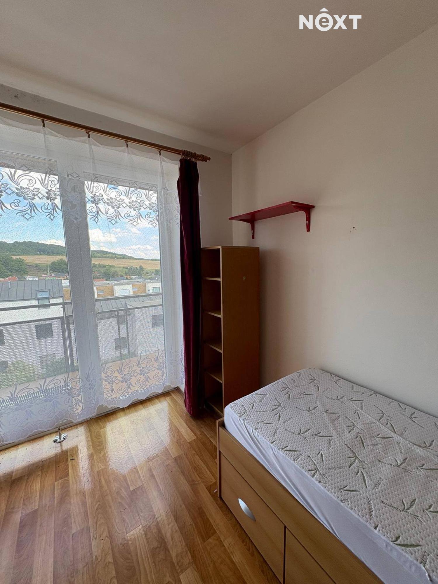 Pronájem byt 1+kk, 32㎡